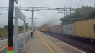 (HD) DBS 37401 Runs Light through Acton Bridge!