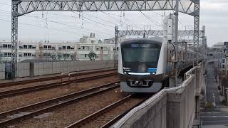 小田急5000形5058編成和泉多摩川駅到着