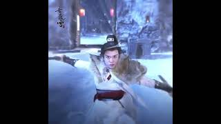 Xue Ziye is asked for medical treatment by Huo Zhanbai | Snowy Night Timeless Love 七夜雪 | iQIYI