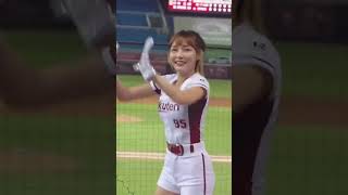 台湾の人気楽天ガールズ　林襄(mizuki)が可愛すぎる　その2