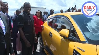 PRESIDENT RUTO FALL IN LOVE WITH YELLOW TOYUOTA, BOUGHT IT CASH INSTANTLY