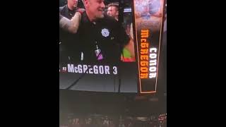Dustin poirier wife show middle finger to conor mcgregor | UFC 264