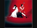 The White Stripes Ball and biscuit