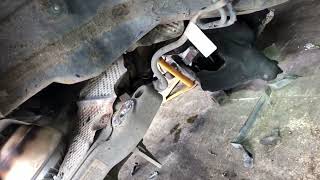 Mercedes SL R230 Engine Removal Part 5 Lowering Engine