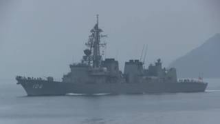 M161209B 海上自衛隊呉基地 護衛艦『とね・あぶくま』 『さみだれ』出港