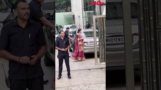 Nita Ambani, Akash Ambani & Radhika ARRIVE with heavy security at Isha Ambani's house 😱 #shorts