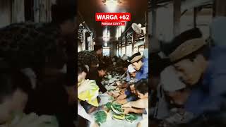 inilah warga +62 yang lagi berebut makanan disa'at berbuka @ChannelWJ04