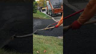 Paving asphalt to perfection 👏 | Toronto and GTA 🇨🇦