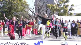 「総踊り♪小牧夏まつり総踊り～♪よっちょれ～♪南中ソーラン～♪小牧夏まつり総踊り」鳴子踊り祭 繋Friendly小牧2025(11：28ごろ)