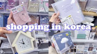 shopping in korea vlog 🇰🇷 daiso stationery haul 🎀 cute things that are actually useful