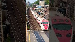 ［噹噹噹～］紅鴨鴨來囉～（162次#普悠瑪） #train #taiwanrailway