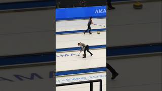 【カーリング】敦賀心羽子（札幌国際大）のスイープ  #カーリング #curling