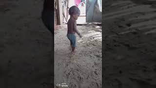 ଏକ ବର୍ଷ ବୟସ ର କୁନି ଝିଅ super dance#a little girl dance//super dhemssa/