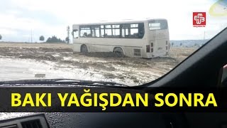 Avtobus bataqlıqda qaldı - Bakı yağışdan sonra