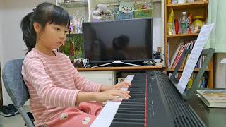 Chloe Lo Playing On TENDRE FLEUR 2501