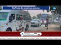 huge traffic jam in srisailam ghat road శ్రీశైలం ఘాట్‌ రోడ్డులో భారీగా ట్రాఫిక్ జామ్‌ zee news