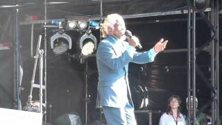 Billy Ocean - Love Really Hurts Without You (Rewind Festival 2011)