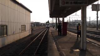 2014.4.27 臨時快速弘前お城とさくら号鷹巣駅到着