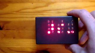 Battery-powered binary clock based on a PIC microcontroller