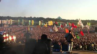 KAISER CHIEFS perform EVERY DAY I LOVE YOU LESS AND LESS at GLASTONBURY 2011
