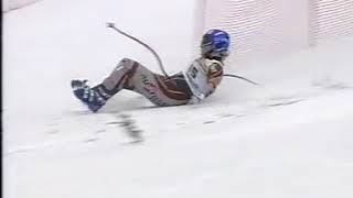Alpine Skiing - 2002 - Women's Downhill - Goetschl crash in Lenzerheide