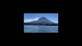 山梨県河口湖町　精進湖から望む富士山🗻✨