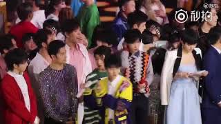 TFBoys TF家族同台 王源摸了张真源一下