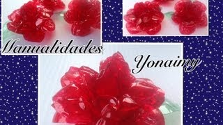 ROSAS  HECHAS   CON BOTELLAS DE AGUA RECICLADAS.- ROSES MADE FROM RECYCLED BOTTLES.