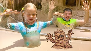 Download Nastya and a fun family trip mp3