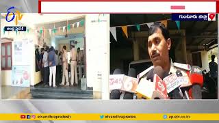 Youth Attacks Toll Plaza Staff at Mangalagiri | మంగళగిరి దగ్గర టోల్‌ప్లాజా సిబ్బందితో యువకుల ఘర్షణ