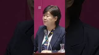 끝까지 일어서지 않는 김문수 고용노동부장관