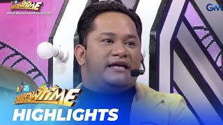 It's Showtime: Comedian, ibinubuhos ang lahat para sa kapatid na may sakit (And The Breadwinner Is)