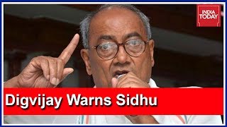 Congress Leader Digvijay Singh Hits Out At Navjot Sidhu Over "Talks With Pak" Comment
