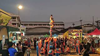 เชิดสิงโต ต่อตัว งานเทศกาลโคมไฟบ้านโป่ง