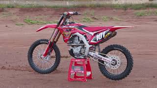 Is this the best 250 race bike around? MXTV Bike Review - Honda Racing CRF250 Race Bike