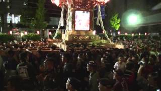 日本最大級の『万灯神輿』