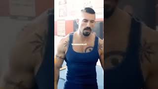 👑👑yuri boyka dövüş sahnesi ☝💪💪💪👑👑