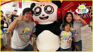 Ryan's First Fan Meet up family fun event + Meet Combo Panda In Real Life!!!