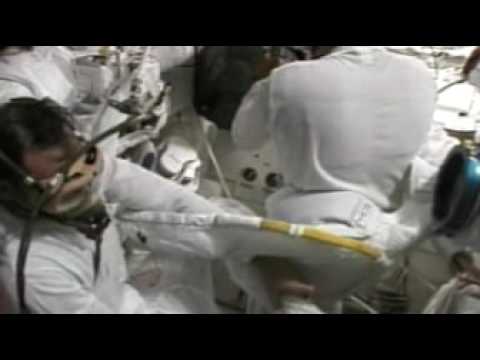 How Does The Space Shuttle Work The Airlock Youtube