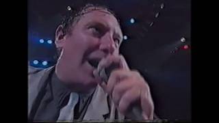 Dr Feelgood - Live in London (When Pub rockers playing rock and roll)