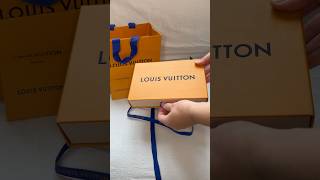 #Unbox with me the LV mini pochette #unboxingvideo #louisvuitton #unboxingshorts