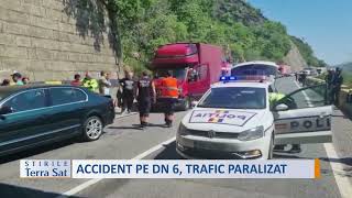 ACCIDENT PE DN 6, TRAFIC PARALIZAT