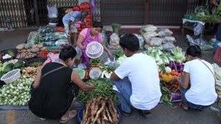 เที่ยวตลาดเช้าภูเก็ต ของกินพื้นบ้านเพียบ  phuket market