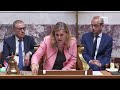 yael braun pivet craque et provoque les députés