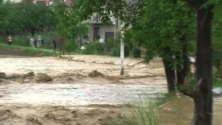 POPLAVA DONJA ORAHOVICA 24.05. 2014  - odnesena stara vodenica - ricijev snimak