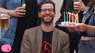 La blague de l'anarchiste qui fête son anniversaire