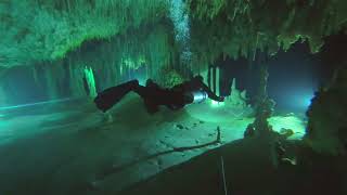 Fullcave Dive in \