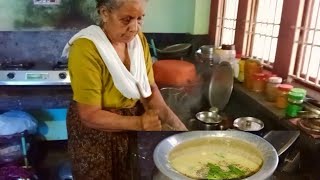 വീട്ടിലെ കാച്ചിൽ പുഴുക്ക്  🤤 Kachil Puzhukku