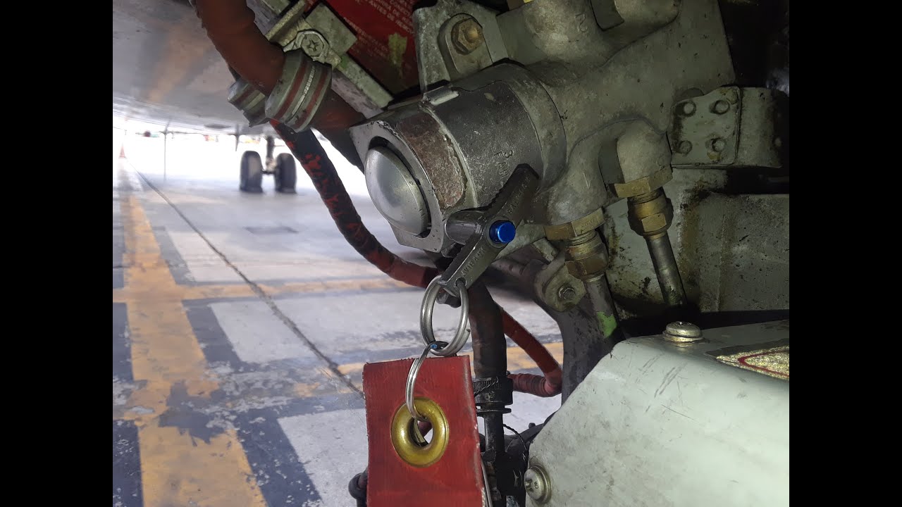 Ramp Lessons 101 737 Bypass Pin B737 Boeing737 Ramper 56 Off