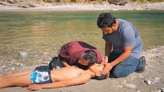 Saving a Drowning Person - Emergency Care Series